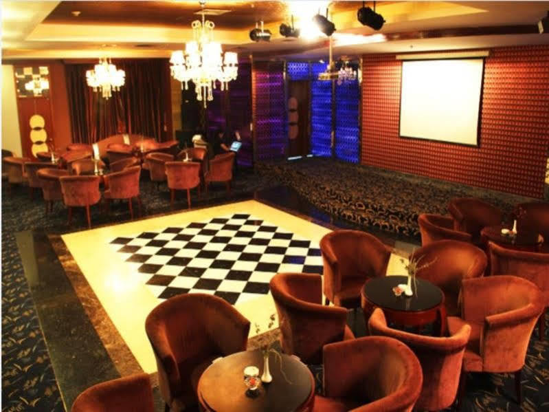 Moonstar Hotel Ya'an Exterior foto